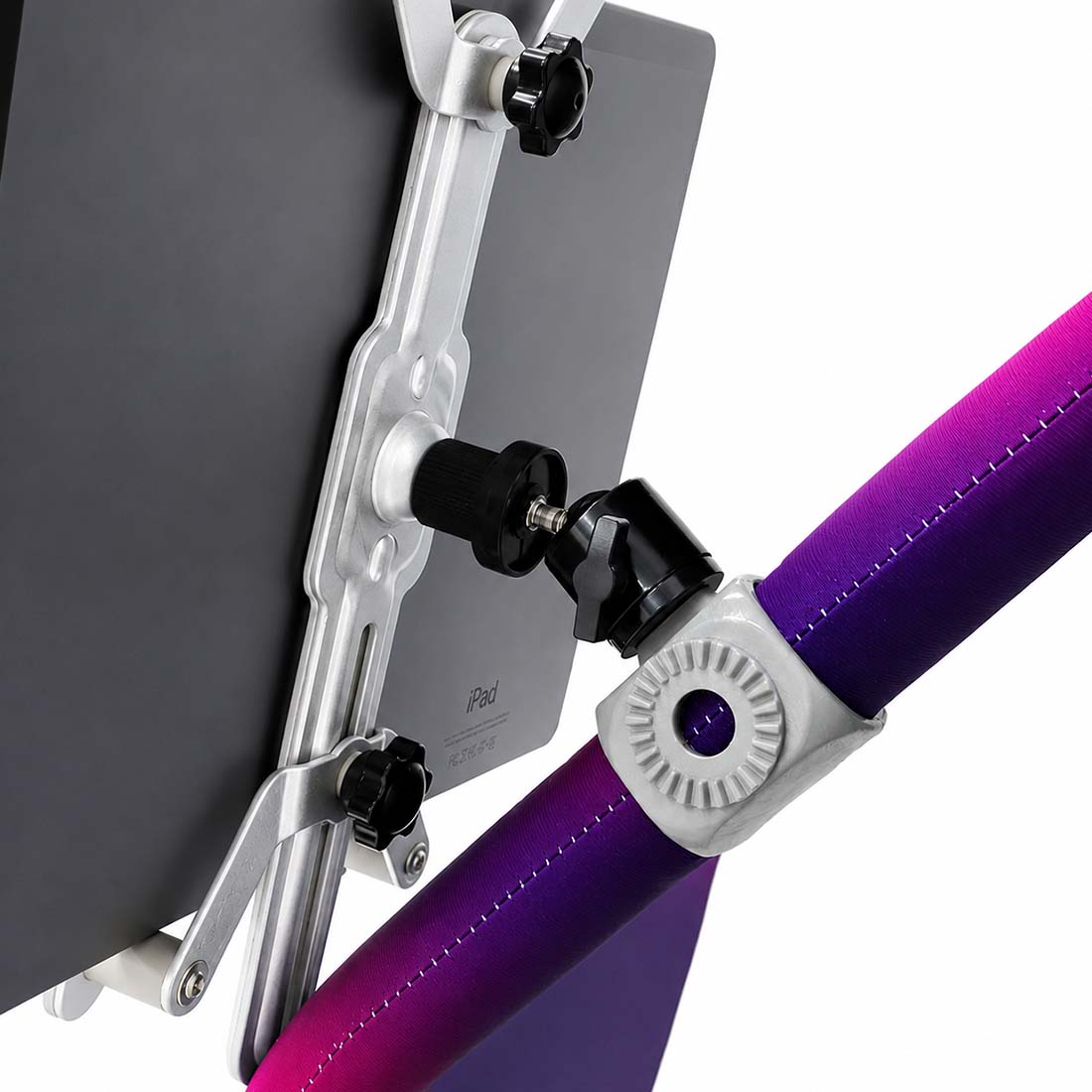 Elegantes Tablet-Display mit Spannstoff