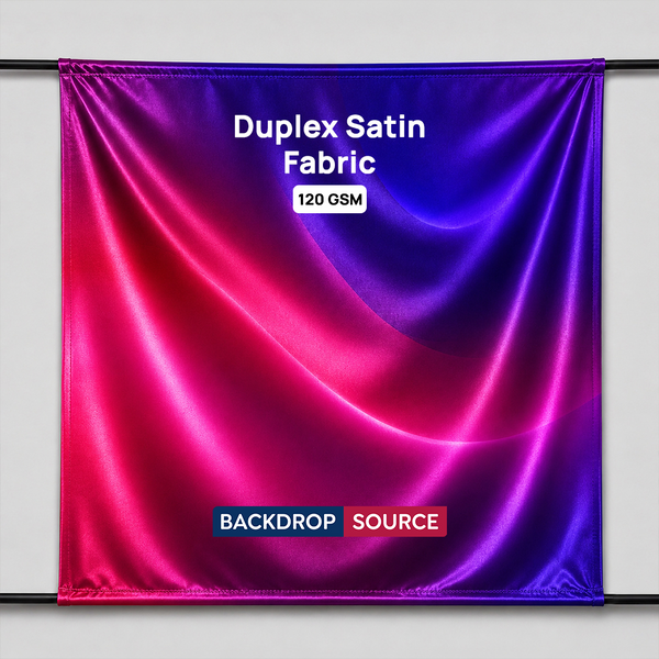 Druck auf beidseitig bedruckbarem Satin-Stoff