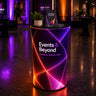 Hinterleuchtete ovale Pop-up-Theke aus Spannstoff