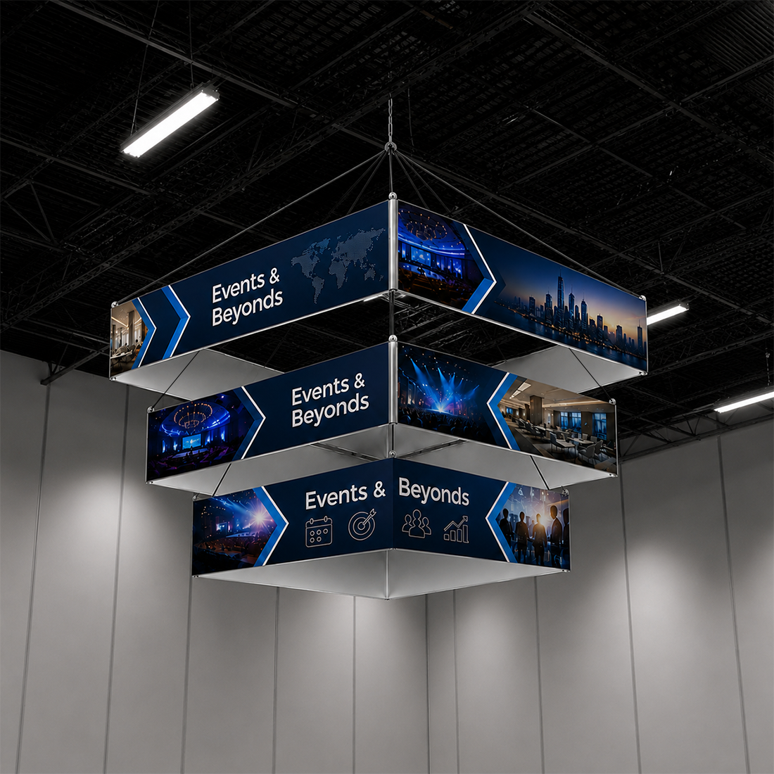 Quadratisches Banner mit mehreren Ebenen zum Aufhängen